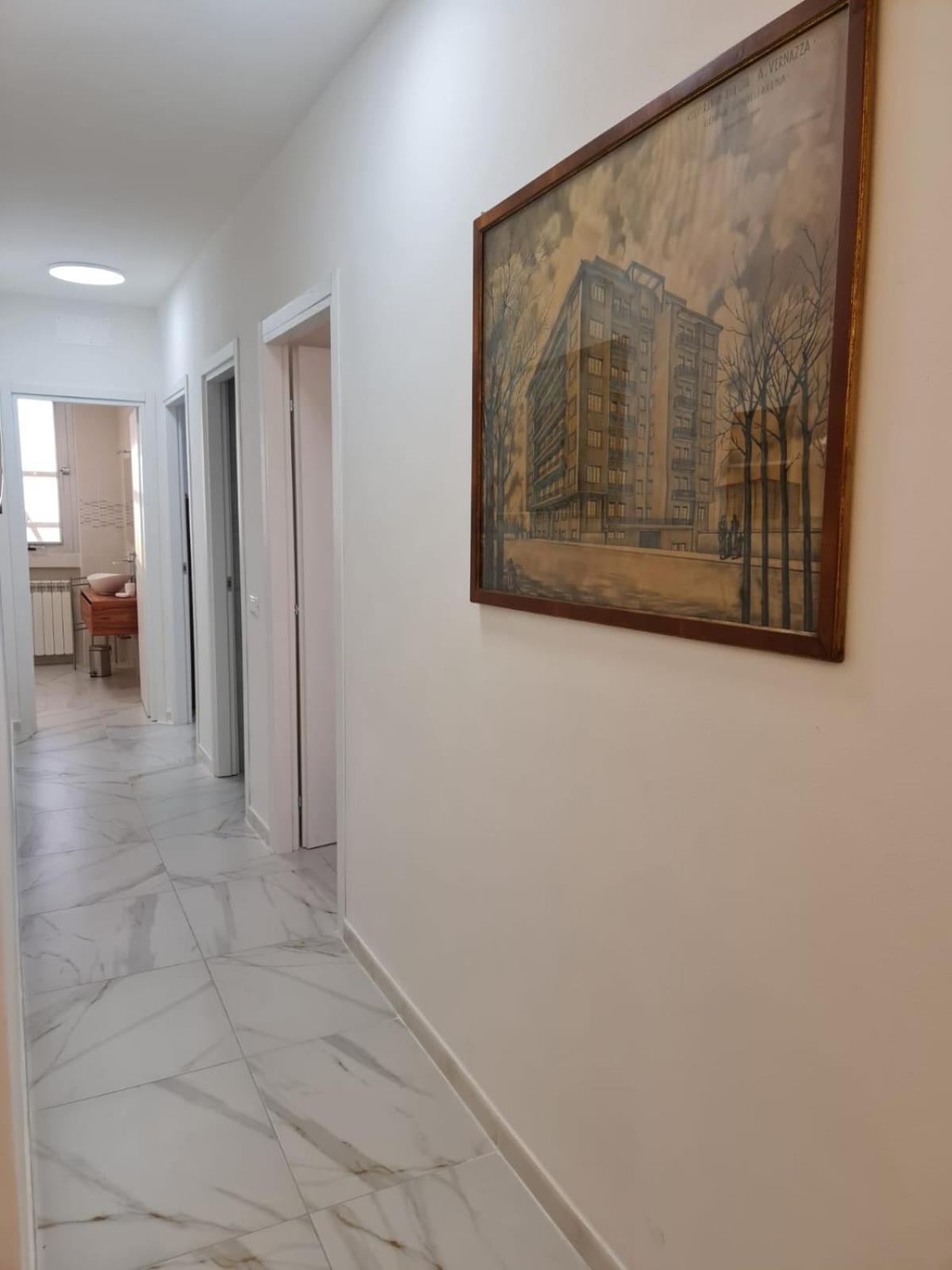 Attico Con Posto Auto Apartment *
