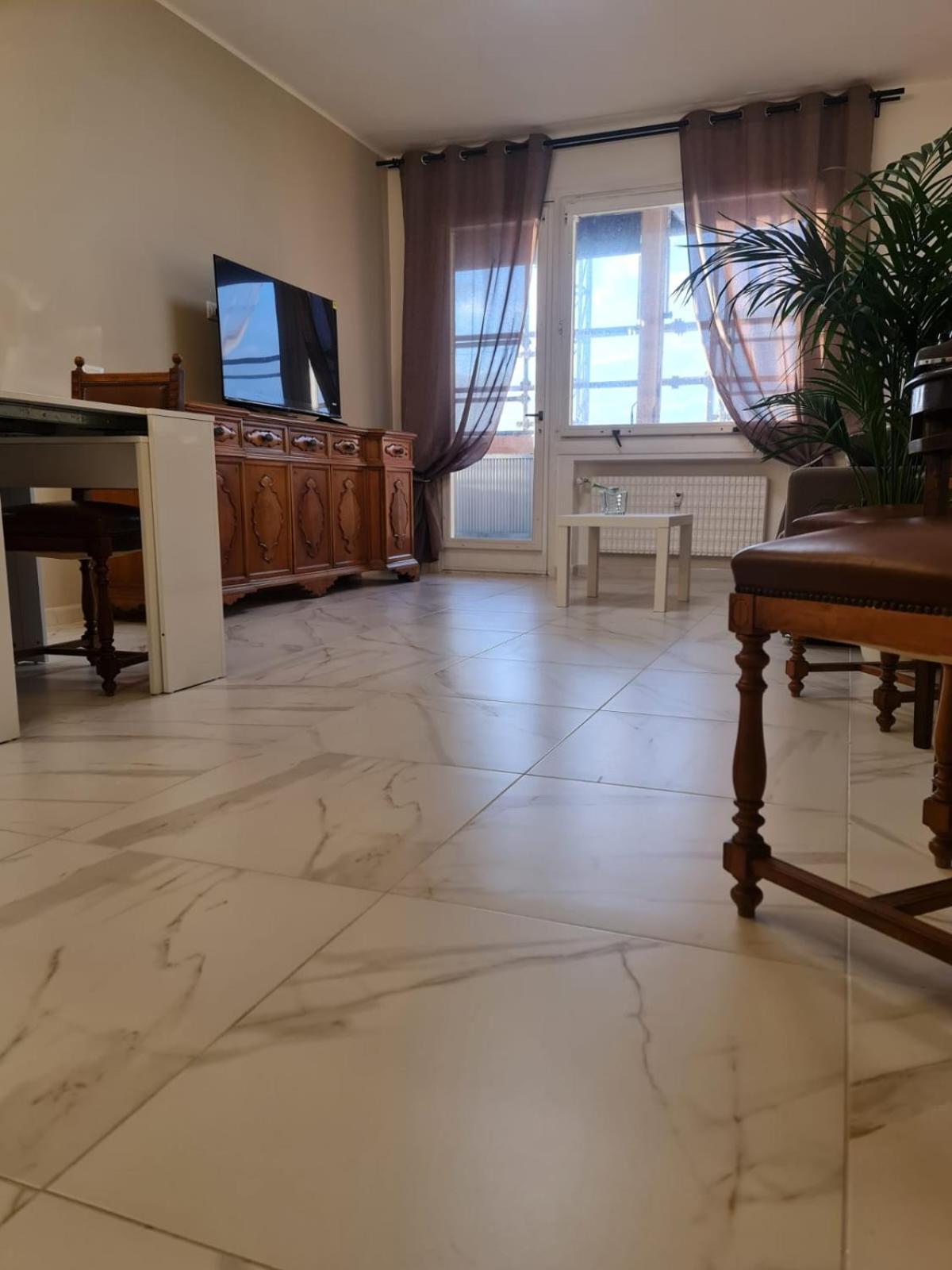 Apartment Attico Con Posto Auto