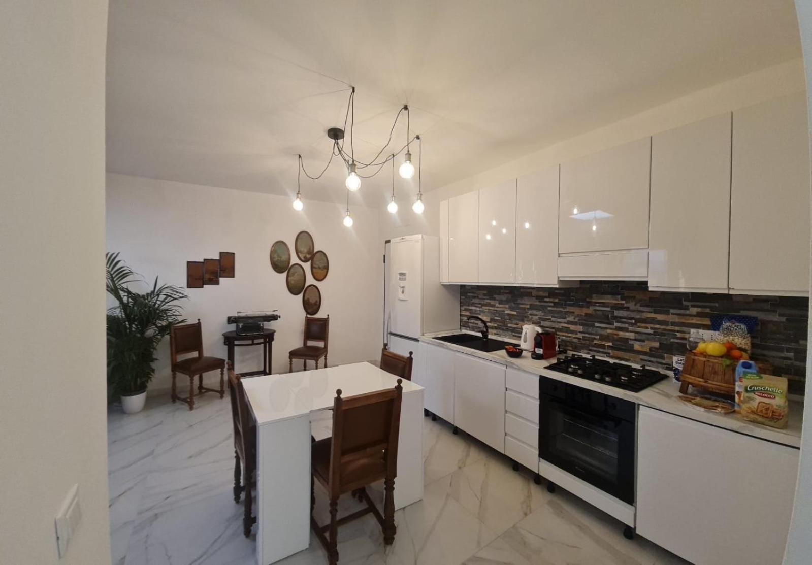 Apartment Attico Con Posto Auto Genoa